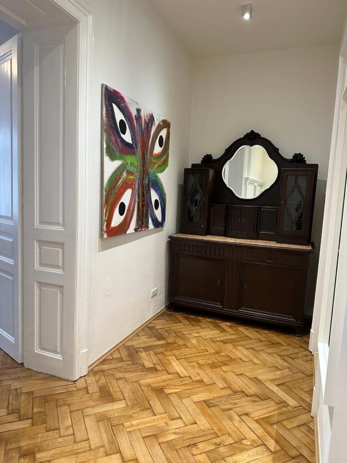Artliving Apartment-Top 3 Self Check-In Graz Bagian luar foto