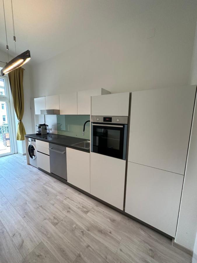 Artliving Apartment-Top 3 Self Check-In Graz Bagian luar foto